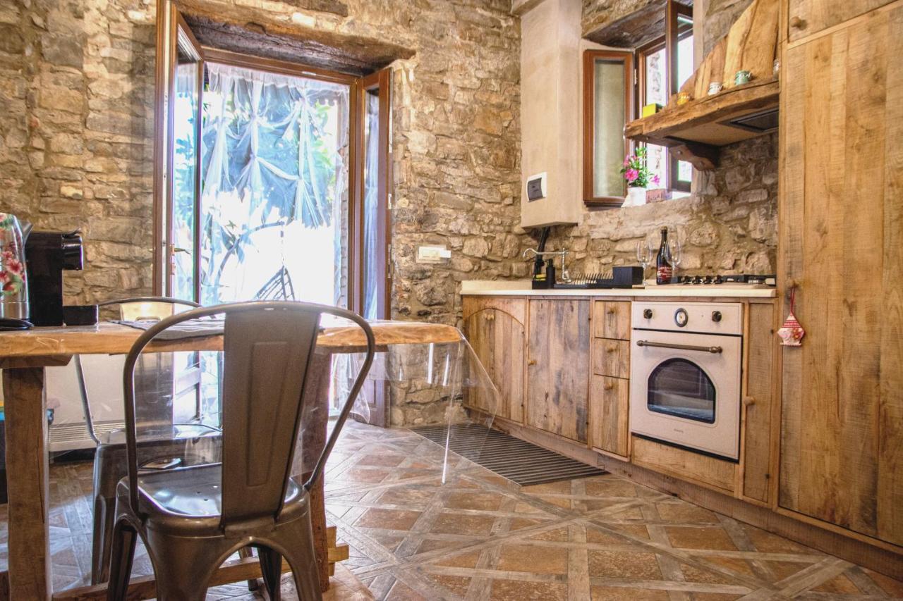 Apartament Il Nido Di Matilde _Monolocale Design Sul Fiume_ Rossena Zewnętrze zdjęcie