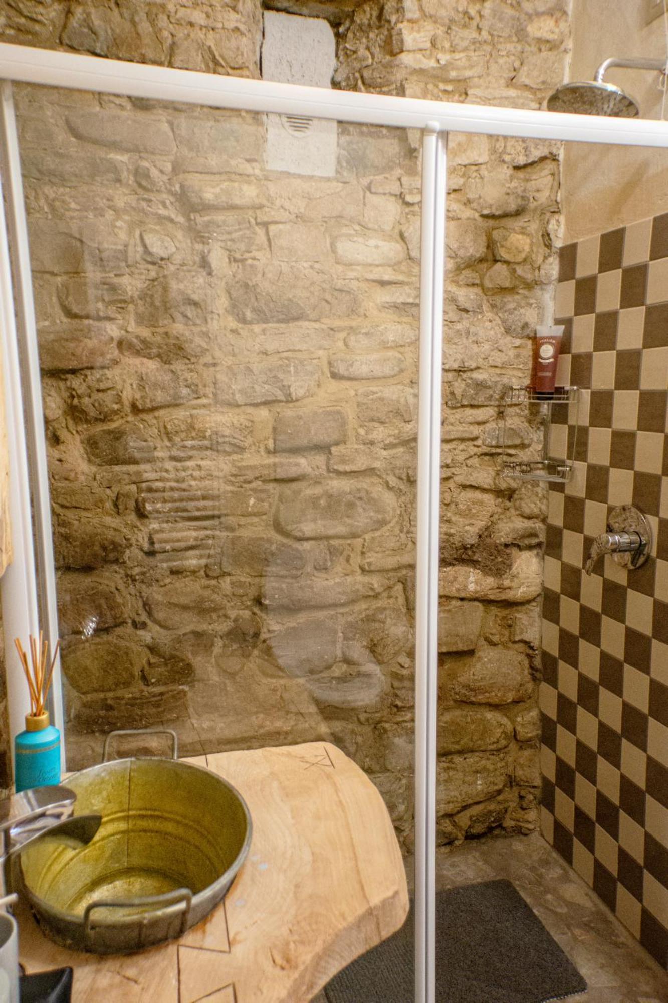 Apartament Il Nido Di Matilde _Monolocale Design Sul Fiume_ Rossena Zewnętrze zdjęcie